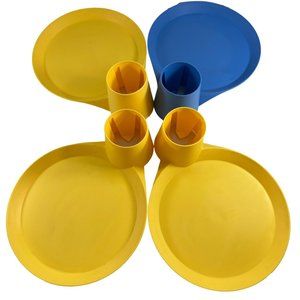 Buffet Buddy Lot of 4 Plastic Plate Cup Holders Yellow Blue Tailgate Picnic TV